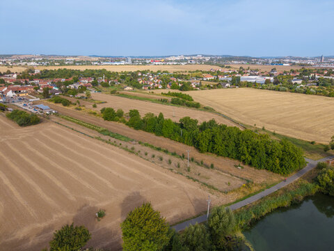 Pozemek Přízřenice