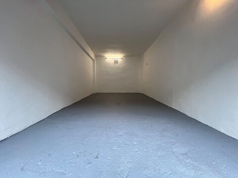 Řadová garáž v Řečkovicích poblíž ul. Kárníkova