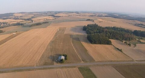 Pozemky s letištěm Borovník