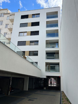 Pronájem bytu 1+kk s terasou na ulici Cejl